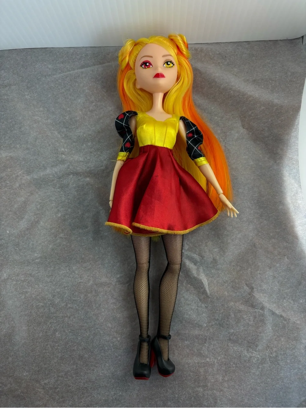 Madame Alexander SpacePOP Luna Princess of Lunaria 2016 Doll